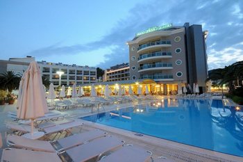 Pasa Beach Hotel