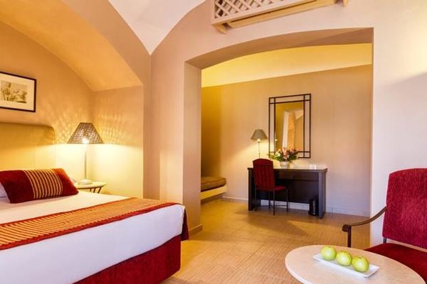 IBEROTEL MAKADI OASIS & FAMILY RESORT