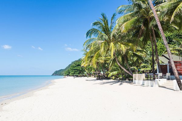 White Sand Beach Ко Чанг Таїланд