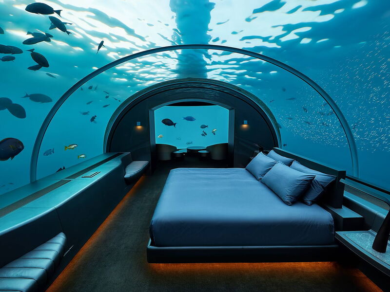 Conrad Maldives - підводна спальня Muraka