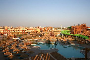 Район Хадаба (Hadaba) та бухта Рас Умм Сід (Ras Umm Sid)