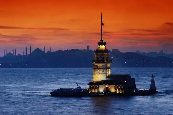 Дівоча башта у Стамбулі