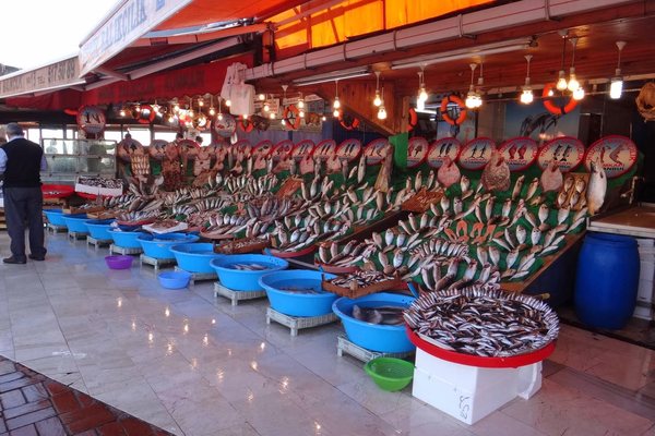 Рибний ринок Кумкапи Стамбул