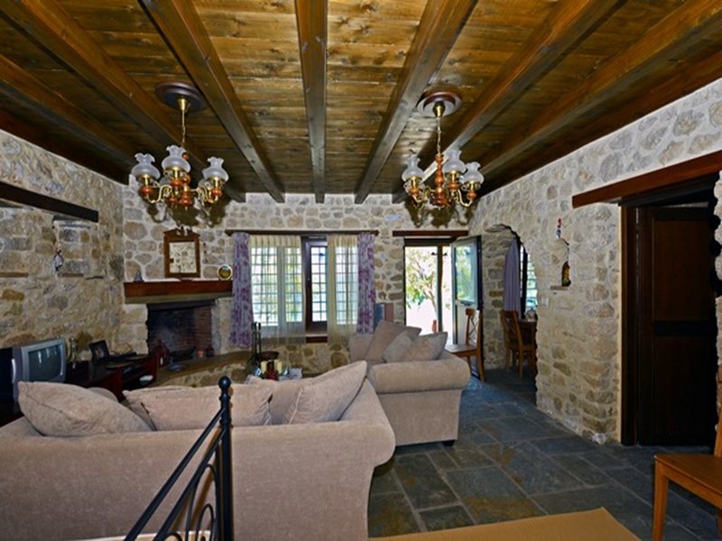 1 Bedroom Detached House In Ierissos RE0397   262951