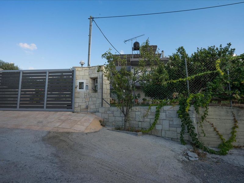 1 Bedroom Detached House In Patsides RE0434 262954