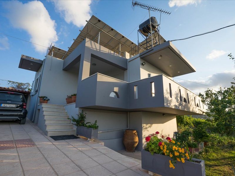 1 Bedroom Detached House In Patsides RE0434 262955