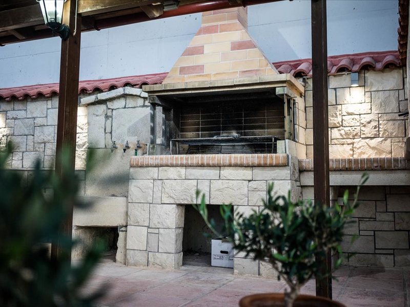 1 Bedroom Detached House In Patsides RE0434 262973