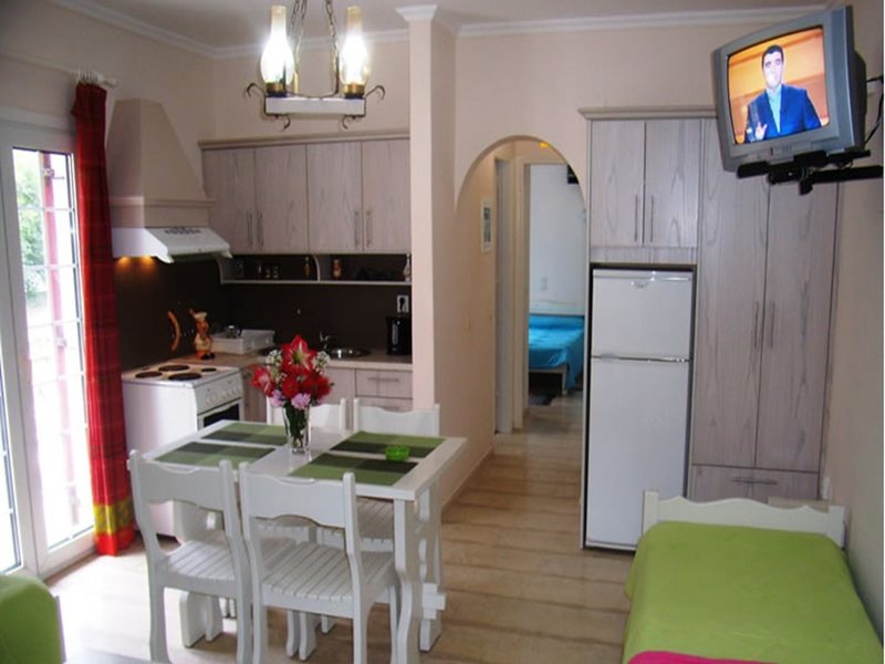 1 Bedroom Flat in Ipsos RE0503 263176