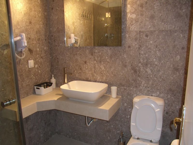 1 Bedroom Flat in Ipsos RE0504 263193