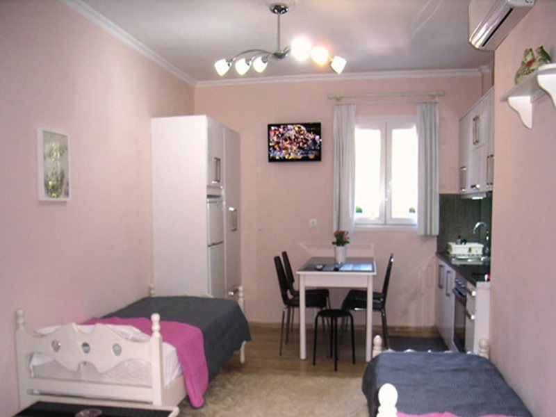 1 Bedroom Flat in Ipsos RE0504 263194