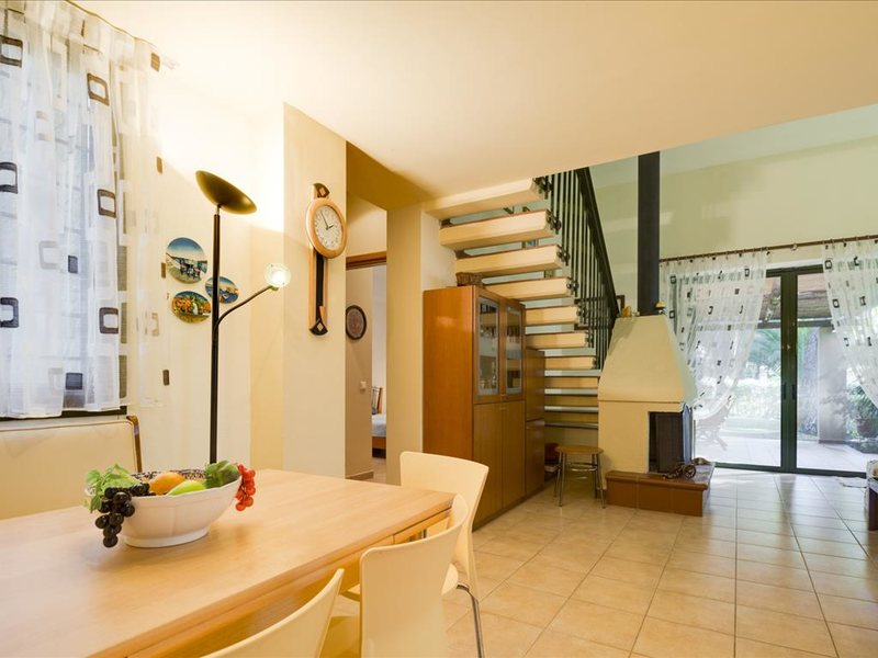 2 Bedroom Detached House in Akti Sani RE0045  265897