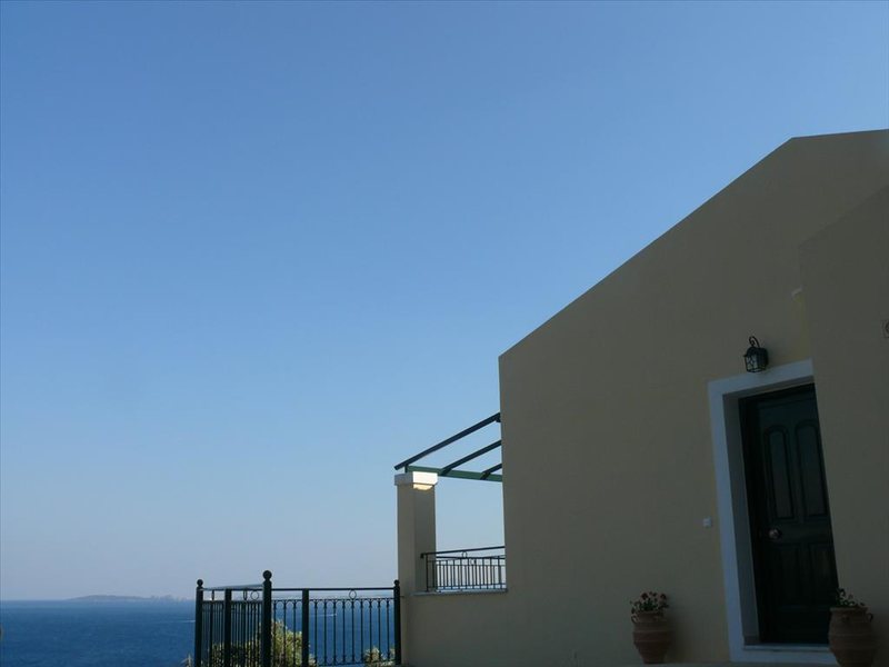 2 Bedroom Detached House in Barbati RE0458 263567