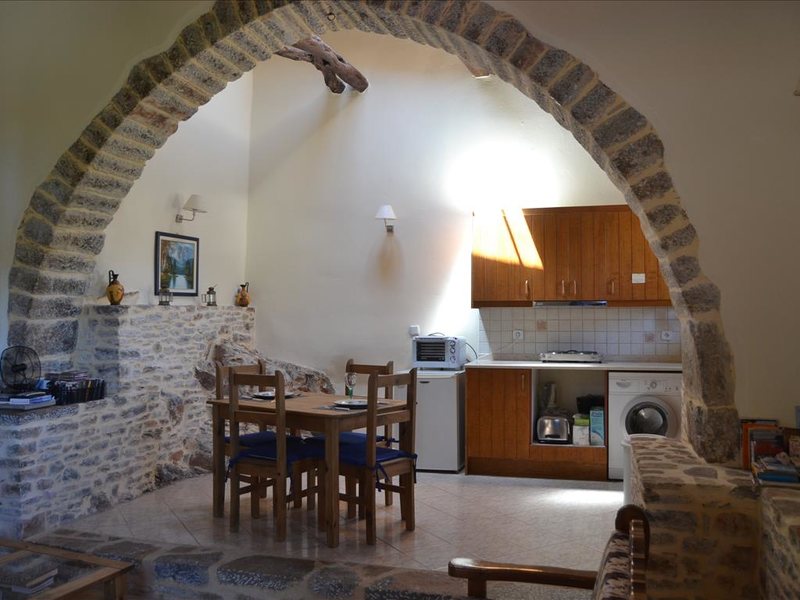 2 Bedroom Detached House in Elounda RE0720 263596