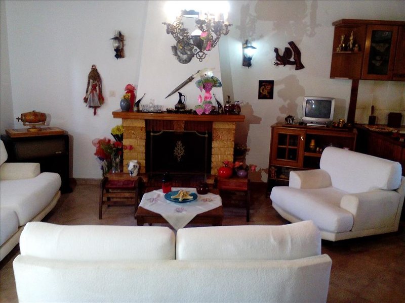 2 Bedroom Detached House in Nea Kallikratia RE0144 263618