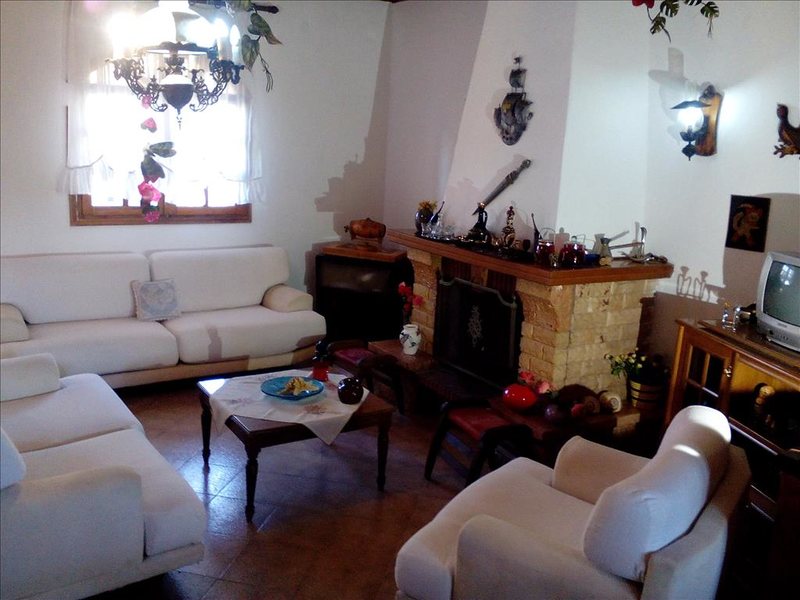 2 Bedroom Detached House in Nea Kallikratia RE0144 263620