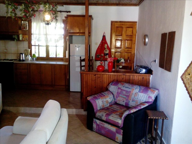 2 Bedroom Detached House in Nea Kallikratia RE0144 263626