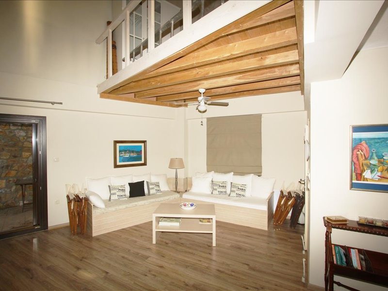 2 Bedroom Detached House in Porto Carras RE0197 263690