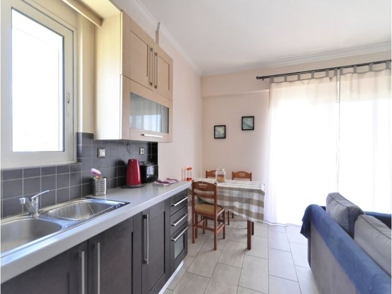 2 Bedroom Flat in Athens RE0115 263805