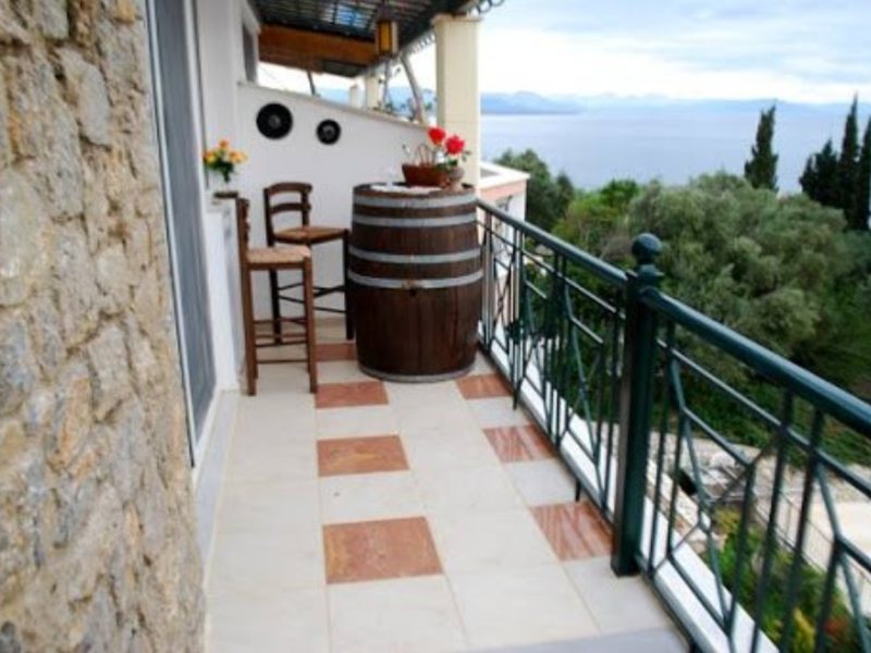 2 Bedroom Flat in Barbati RE0227 263807