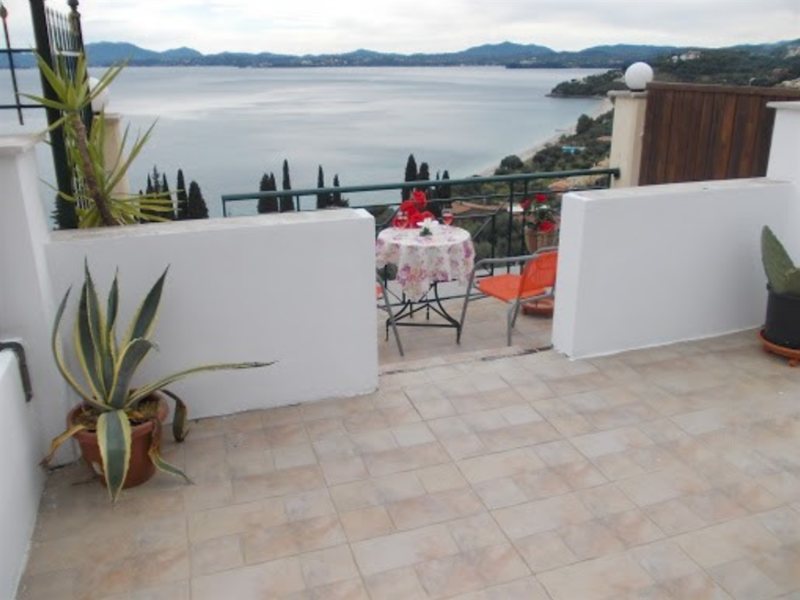 2 Bedroom Flat in Barbati RE0227 263814