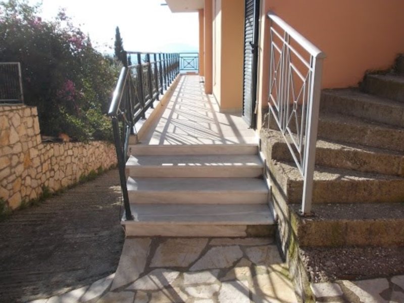 2 Bedroom Flat in Barbati RE0229 263845