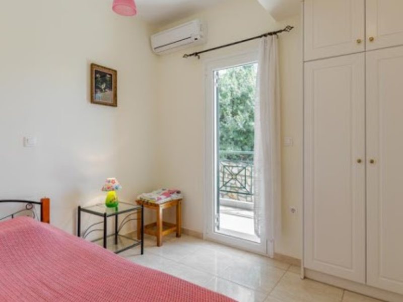 2 Bedroom Flat in Barbati RE0229 263853