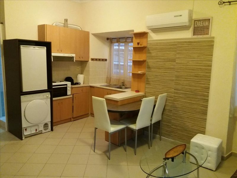 2 Bedroom Flat in Corfu RE0785 263855