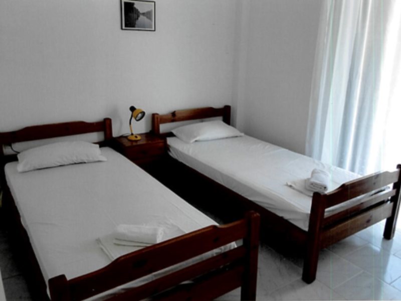 2 Bedroom Flat in Fourka RE0654 263945