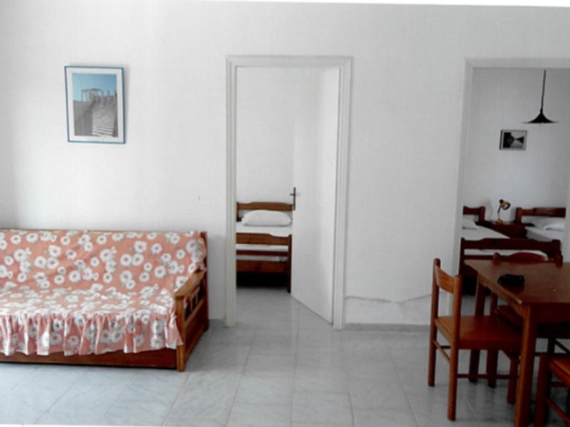 2 Bedroom Flat in Fourka RE0654 263949