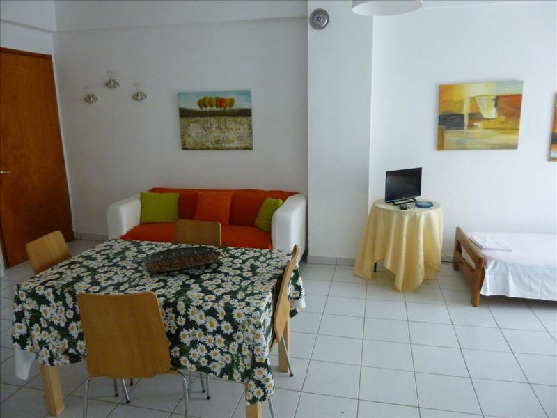 2 Bedroom Flat in Fourka RE0732 263914