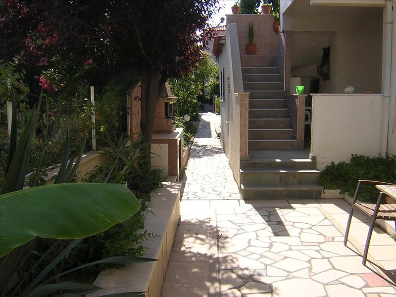 2 Bedroom Flat in Fourka RE0733 263929