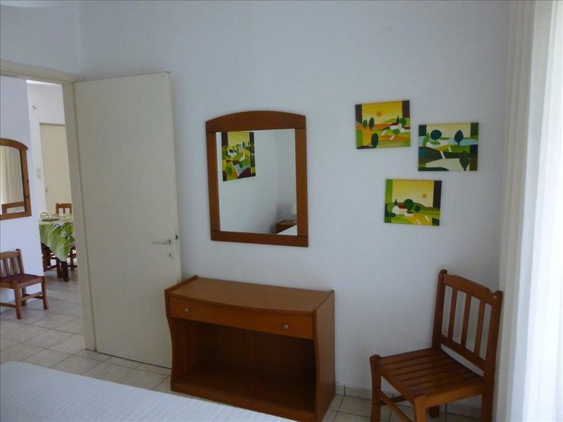 2 Bedroom Flat in Fourka RE0733 263931