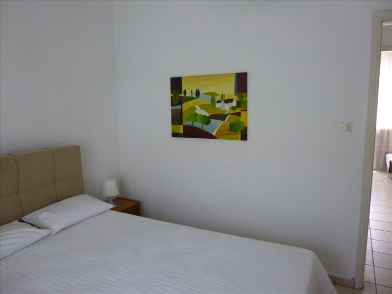 2 Bedroom Flat in Fourka RE0733 263933