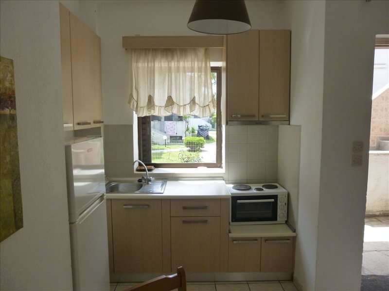 2 Bedroom Flat in Fourka RE0733 263934