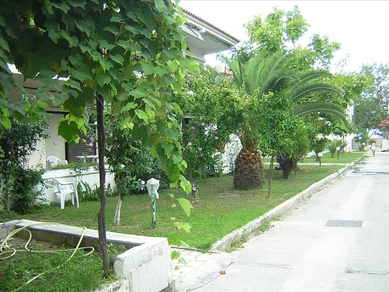 2 Bedroom Flat in Fourka RE0733 263935