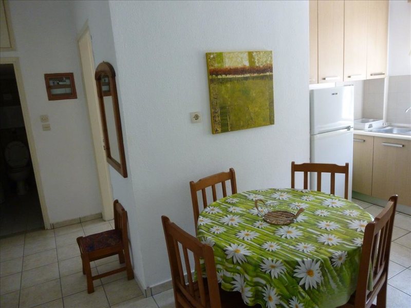 2 Bedroom Flat in Fourka RE0733 263938