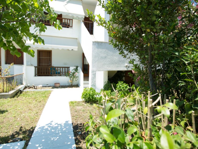 2 Bedroom Flat in Fourka RE0749 263969