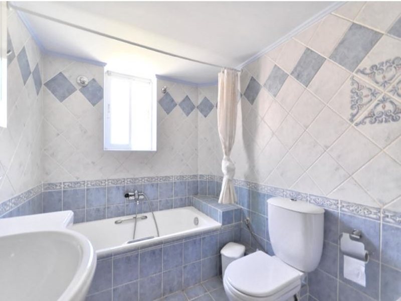 2 Bedroom Flat in Glyfada RE0113 264708