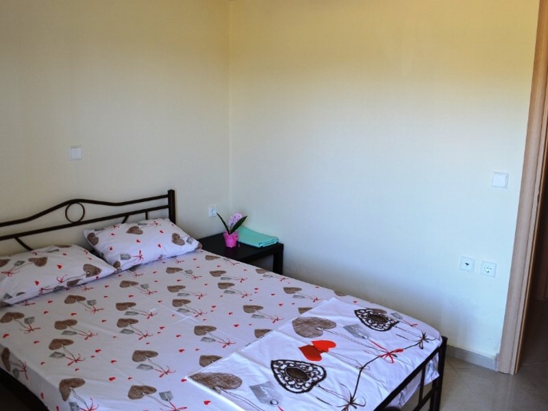 2 Bedroom Flat in Kalithea RE0261 264012