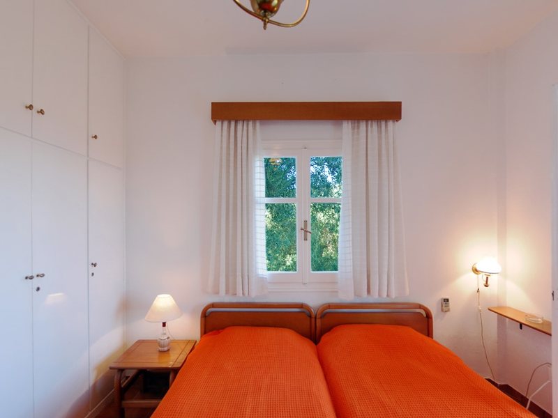 2 Bedroom Flat in Kato Korakiana RE0317 264049