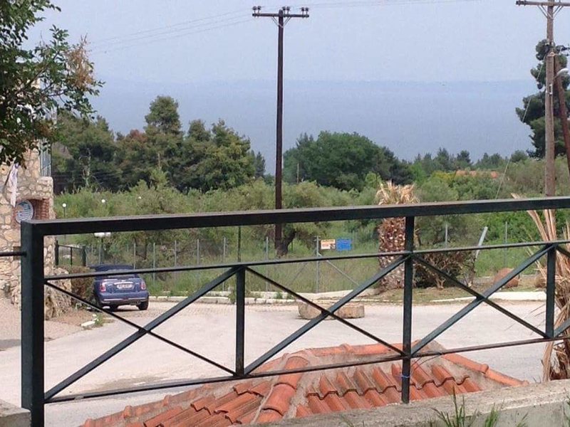 2 Bedroom Flat in Kriopigi RE0742 264059