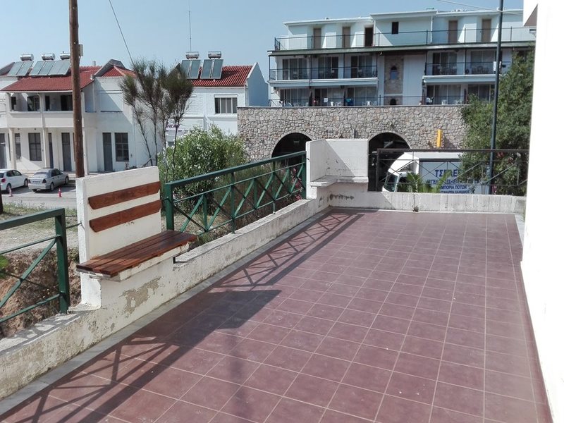 2 Bedroom Flat in Kriopigi RE0742 264064