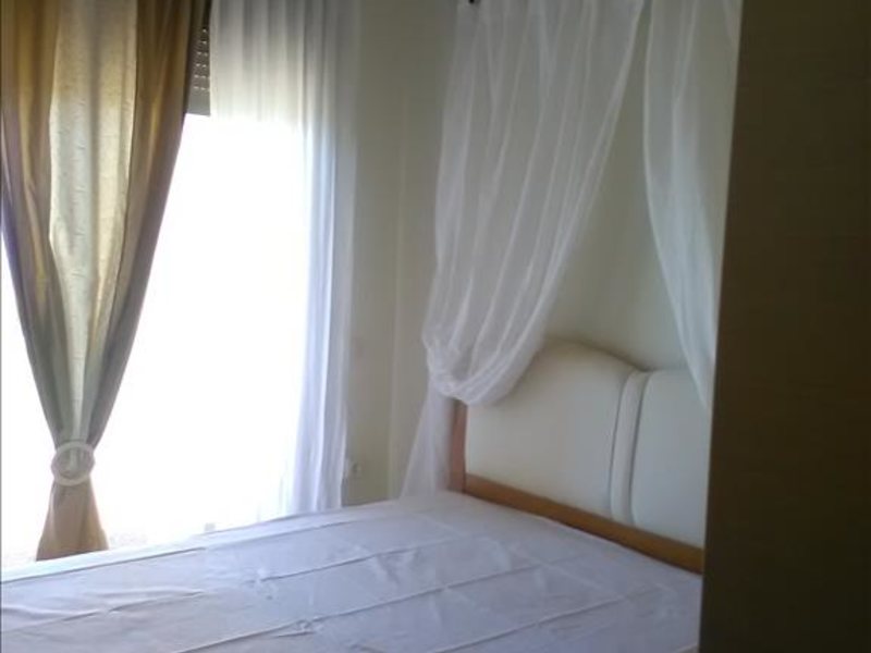 2 Bedroom Flat in Mola Kalyva RE0793 264094