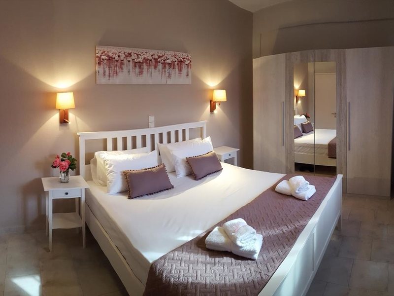 2 Bedroom Flat in Moraitika RE0699 264103