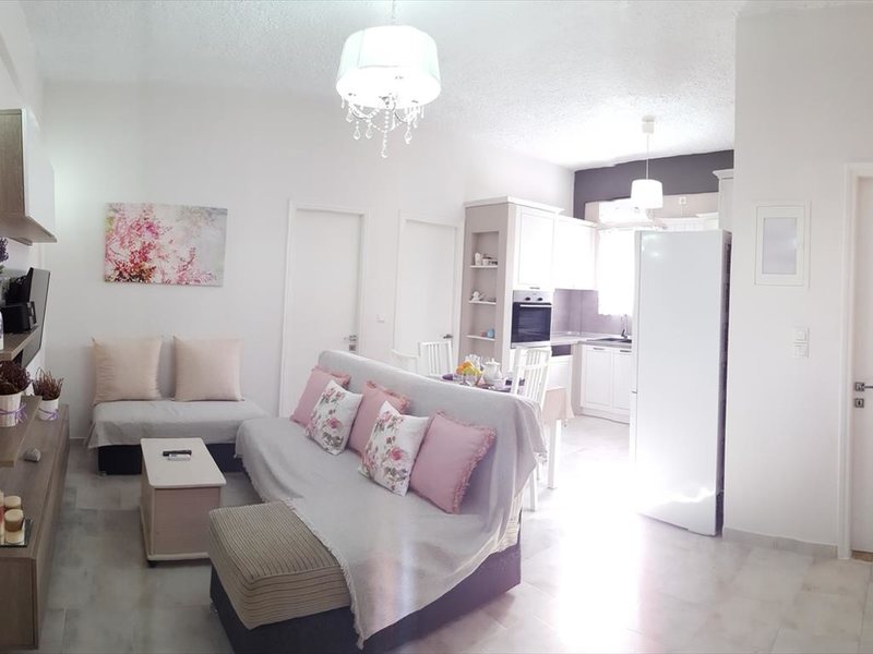 2 Bedroom Flat in Moraitika RE0699 264105