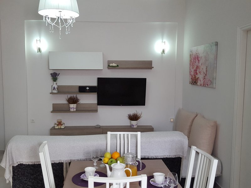 2 Bedroom Flat in Moraitika RE0699 264106