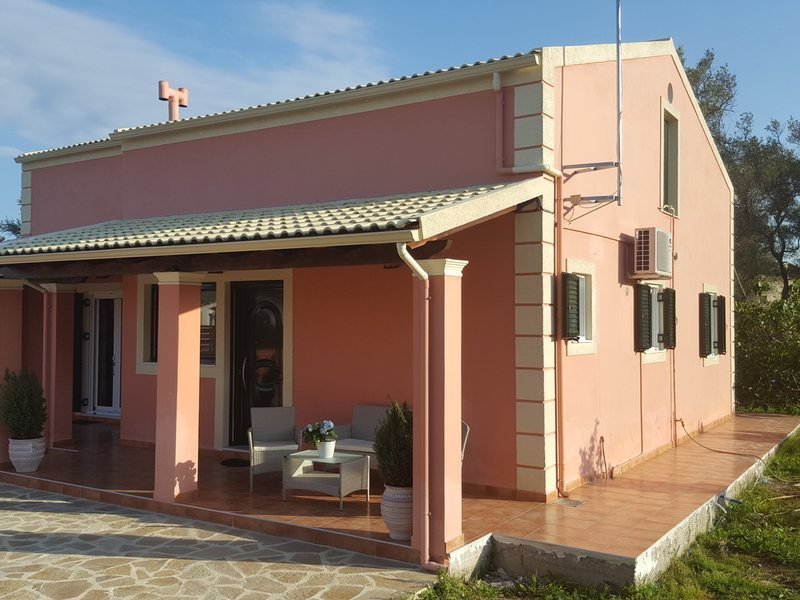 2 Bedroom Flat in Moraitika RE0699 264110