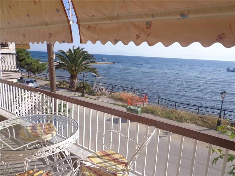 2 Bedroom Flat in Nea Iraklia RE0379 264174