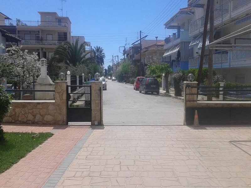 2 Bedroom Flat in Nea Plagia RE0539 264256