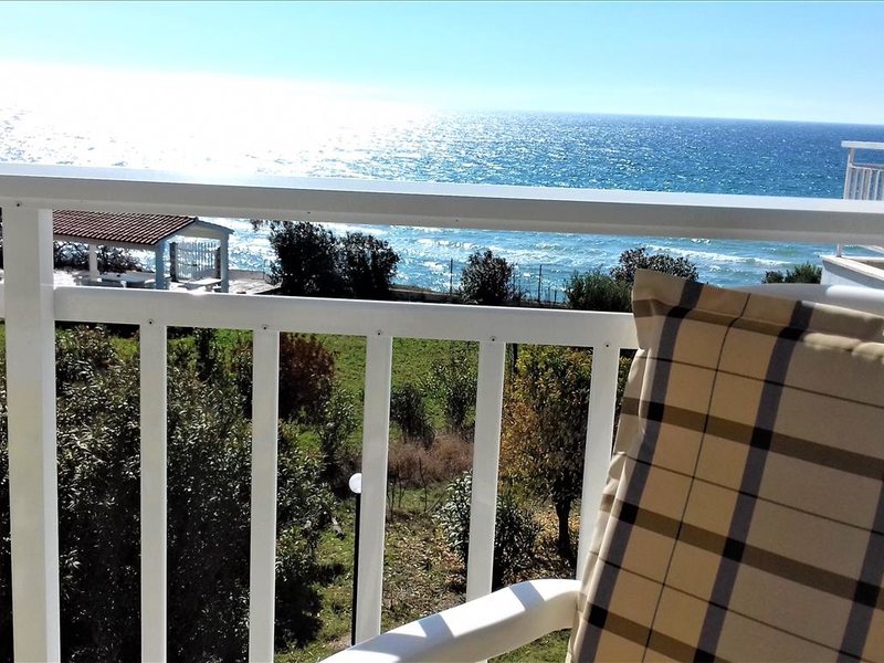 2 Bedroom Flat in Nea Potidea RE0486  264286